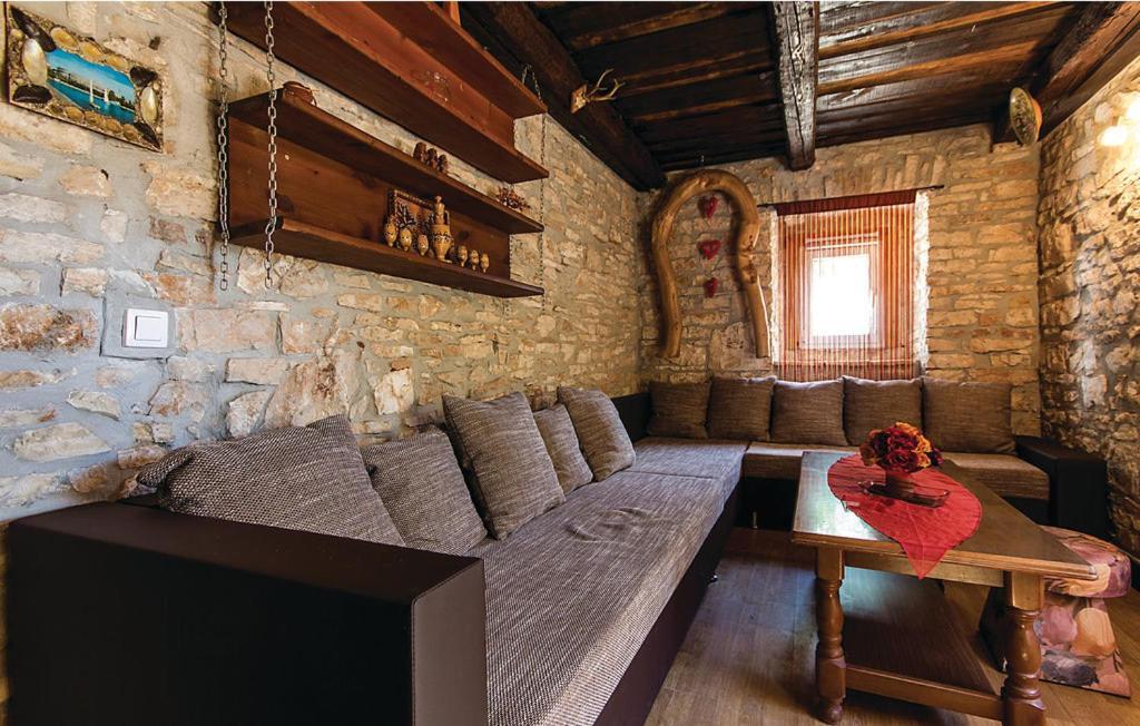 Апартаменты Holiday House Carpe Diem Пула Экстерьер фото