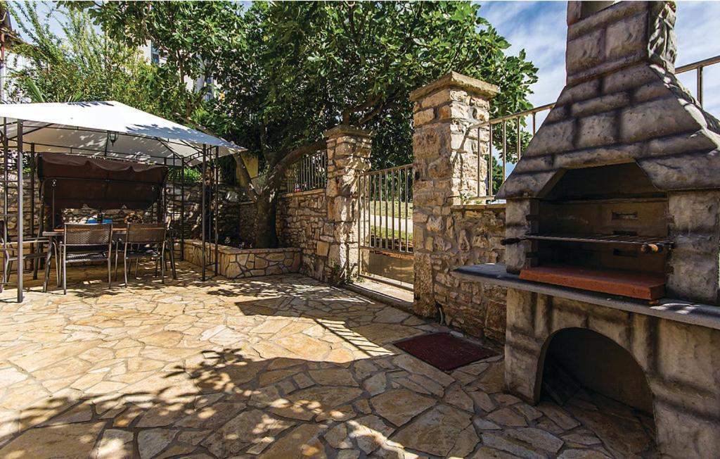 Апартаменты Holiday House Carpe Diem Пула Экстерьер фото